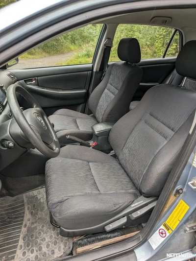 Toyota Corolla 2003, photo 7/15