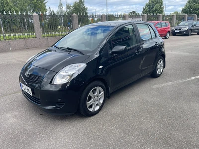 Toyota Yaris 1,3 VVT-i Linea Sol 5ov 2006, kuva 3/6
