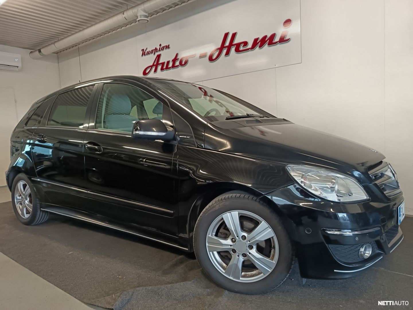 Mercedes-Benz B