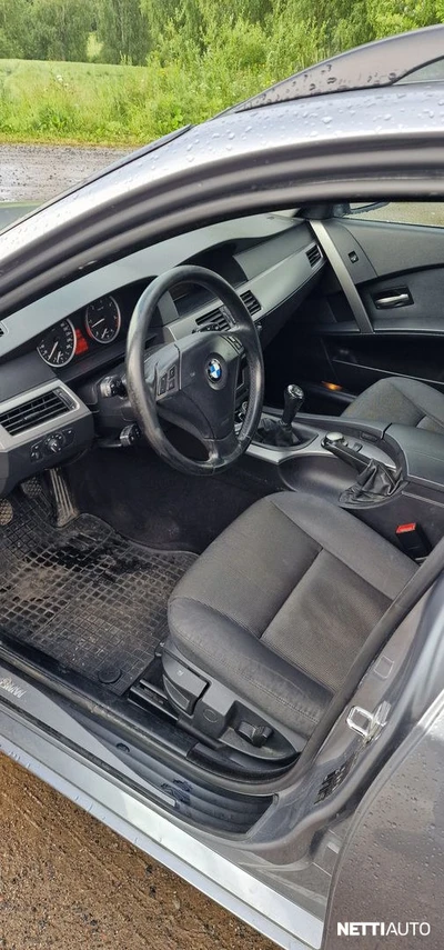 BMW 525 M57 Manuaali 2004, kuva 6/8