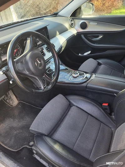 Mercedes-Benz E 2018, photo 6/6