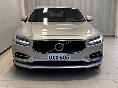 Volvo V90 D4 AWD Business aut 2017, photo 2/24