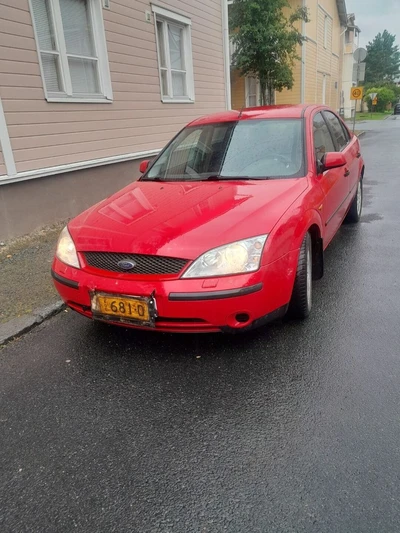 Ford Mondeo Ehjä Mondeo 2002, kuva 1/3