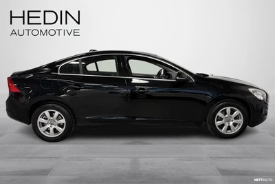 Volvo S60 D2 Momentum 2012, photo 7/37