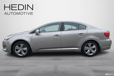 Toyota Avensis 2015, photo 5/25