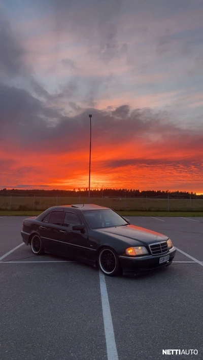 Mercedes-Benz C 1998, kuva 1/8