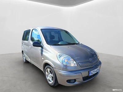 Toyota Yaris Verso 2003, photo 3/23