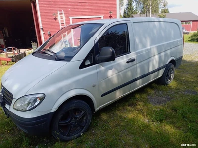 Mercedes-Benz Vito W639 2009, photo 6/7