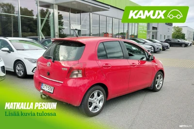 Toyota Yaris 5D 1.3 2006, kuva 2/6