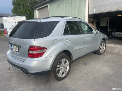 Mercedes-Benz ML 4Matic 2006, kuva 4/6