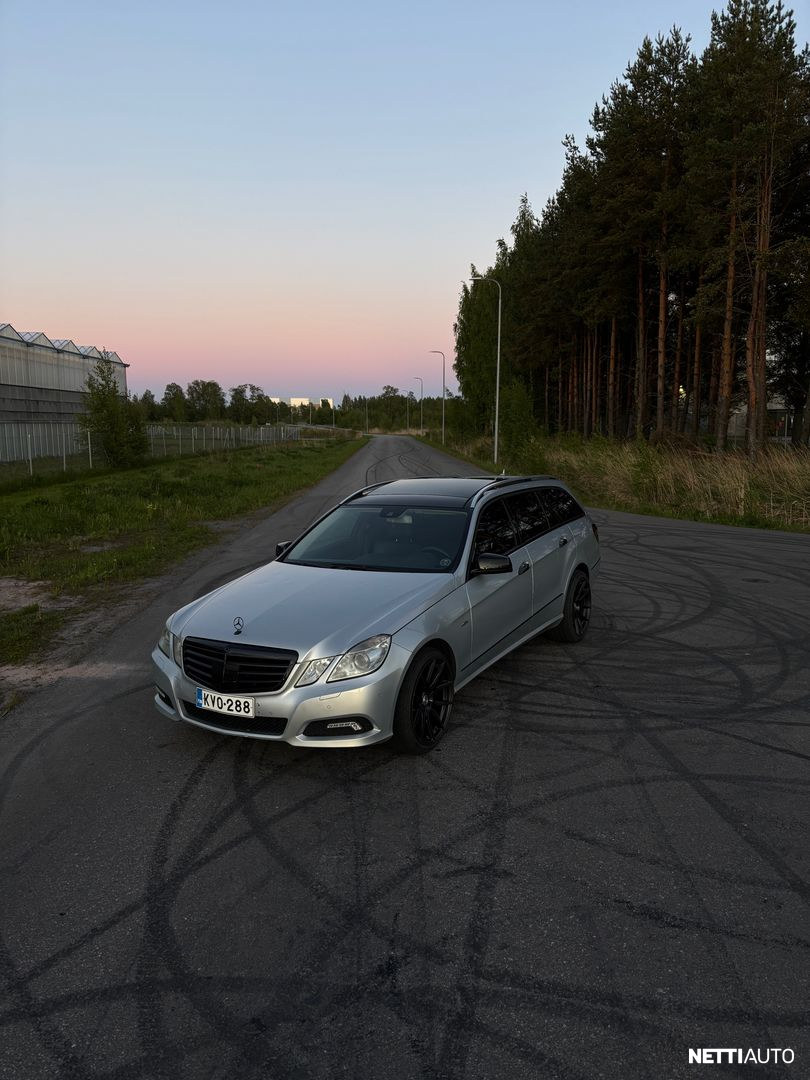 Mercedes-Benz E