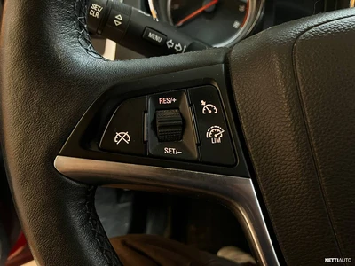 Opel Astra 2013, kuva 6/8