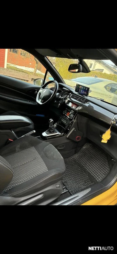 Citroen DS3 THP 156 Sport Chic 2011, photo 4/21