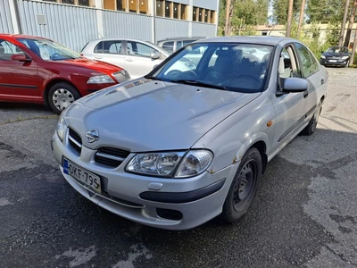 Nissan Almera 1.5 Sedan 2001, photo 2/14