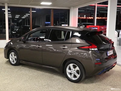 Nissan Leaf 2022, photo 4/24