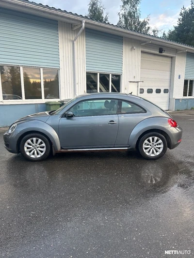 Volkswagen Beetle 1,2 TSI 77 kW (105 hv) 2012, photo 6/16