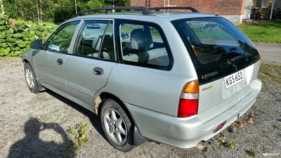 Mitsubishi Lancer 1996, kuva 7/10