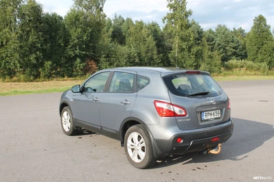Nissan Qashqai 1,6L Acenta 2WD 5MT MY10 2010, kuva 5/10
