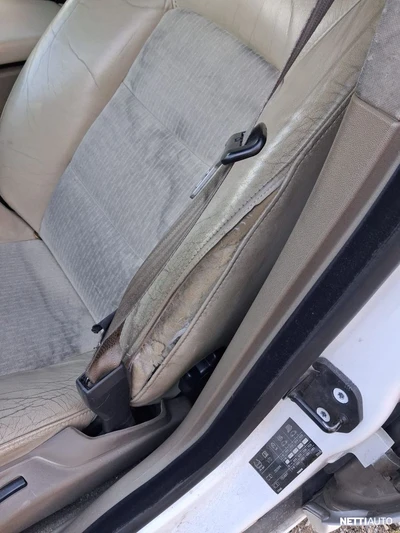 Volvo V70 D5 2008, photo 6/6
