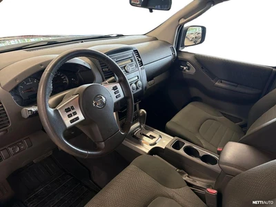 Nissan Navara Double Cab 2,5dCi 190hp 2012, photo 7/27