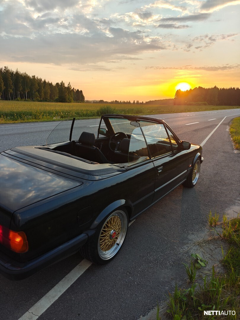 BMW 325