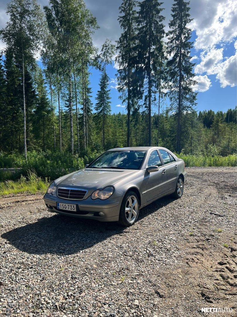 Mercedes-Benz C 200
