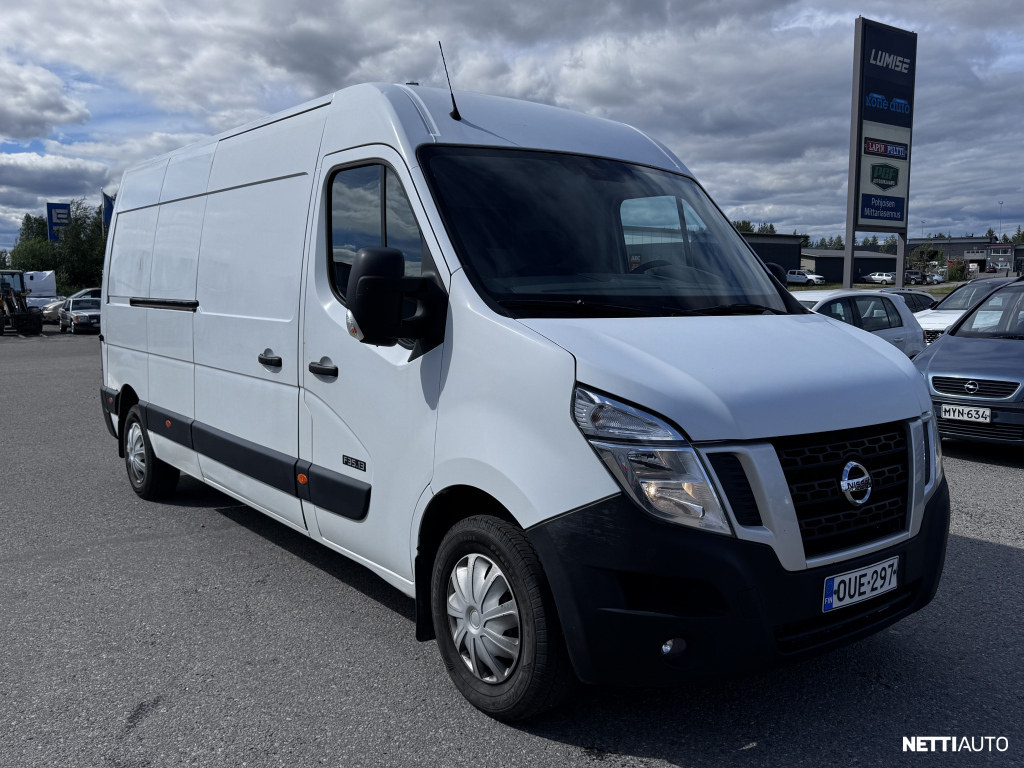 Nissan NV400