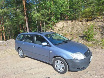 Toyota Corolla 2003, kuva 2/5