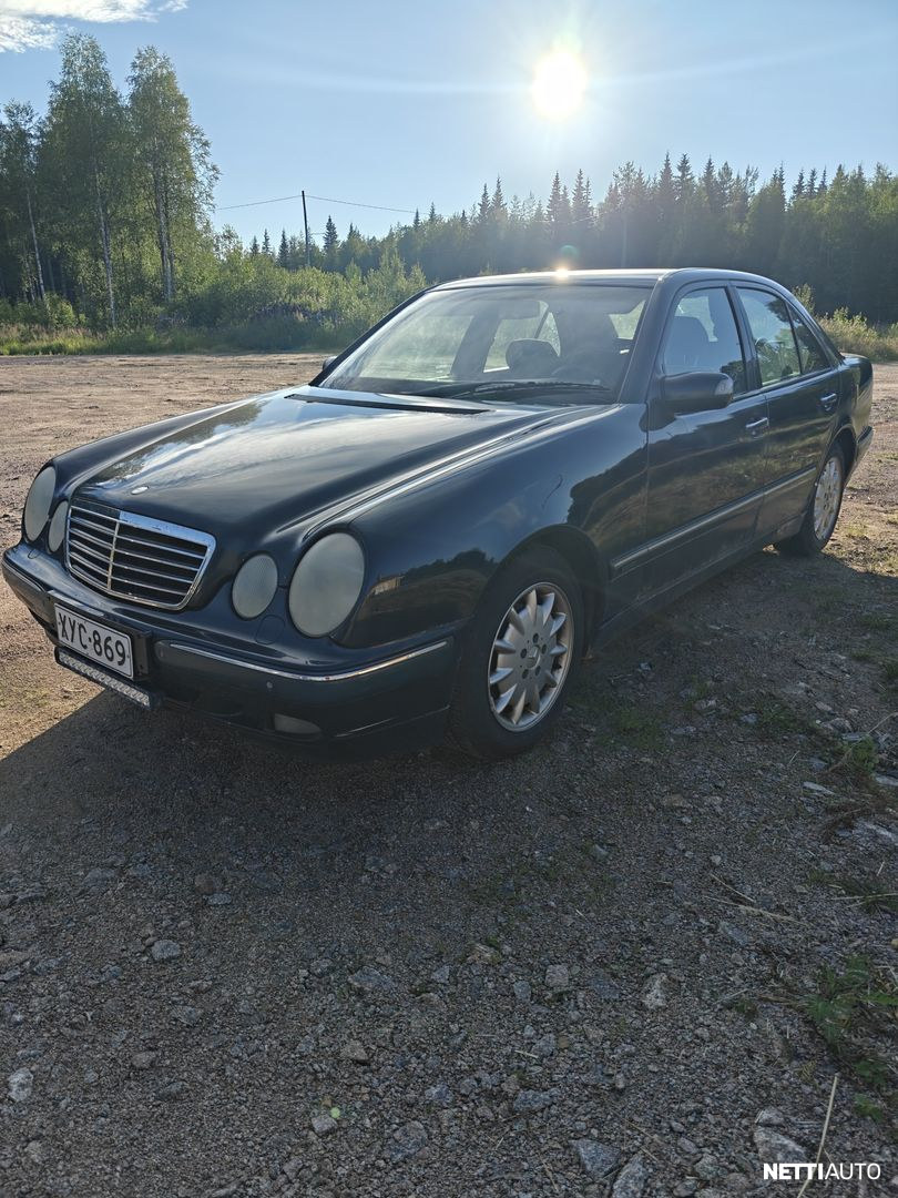 Mercedes-Benz E