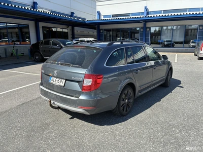 Skoda Superb 2014, photo 4/5