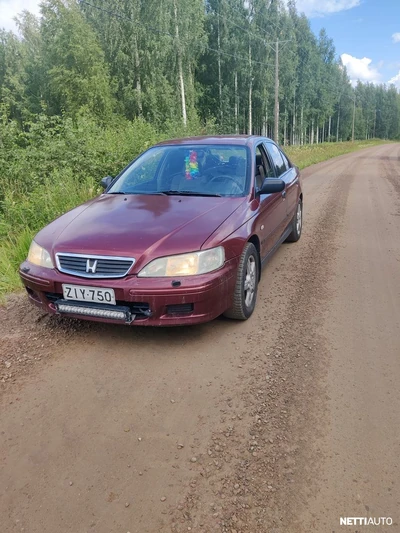 Honda Accord 2000, photo 1/4