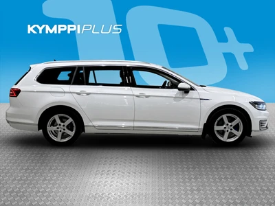 Volkswagen Passat 2018, photo 3/35