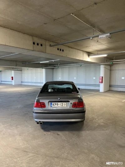 BMW 318 i 2003, kuva 5/10