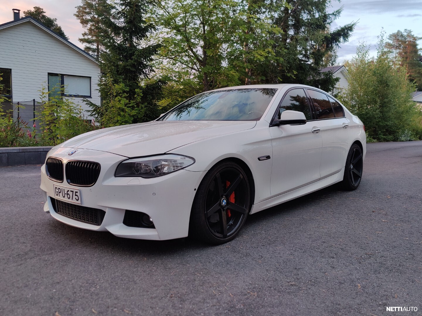BMW 550