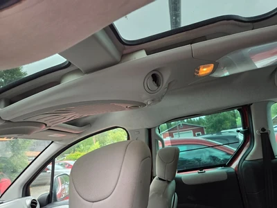 Peugeot Partner Tepee Premium HDi 90 2008, kuva 6/13