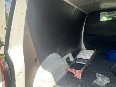 Volkswagen Transporter 2004, kuva 6/12