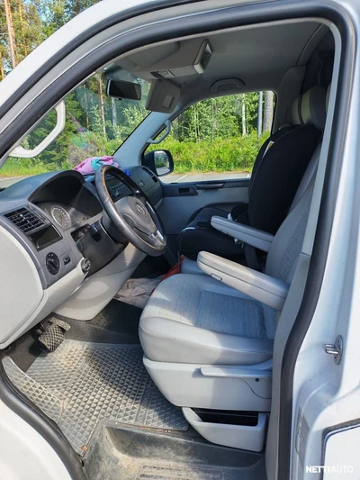 Volkswagen Transporter 2010, photo 5/9