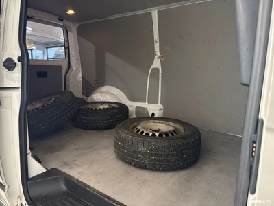 Volkswagen Transporter 2016, photo 5/16
