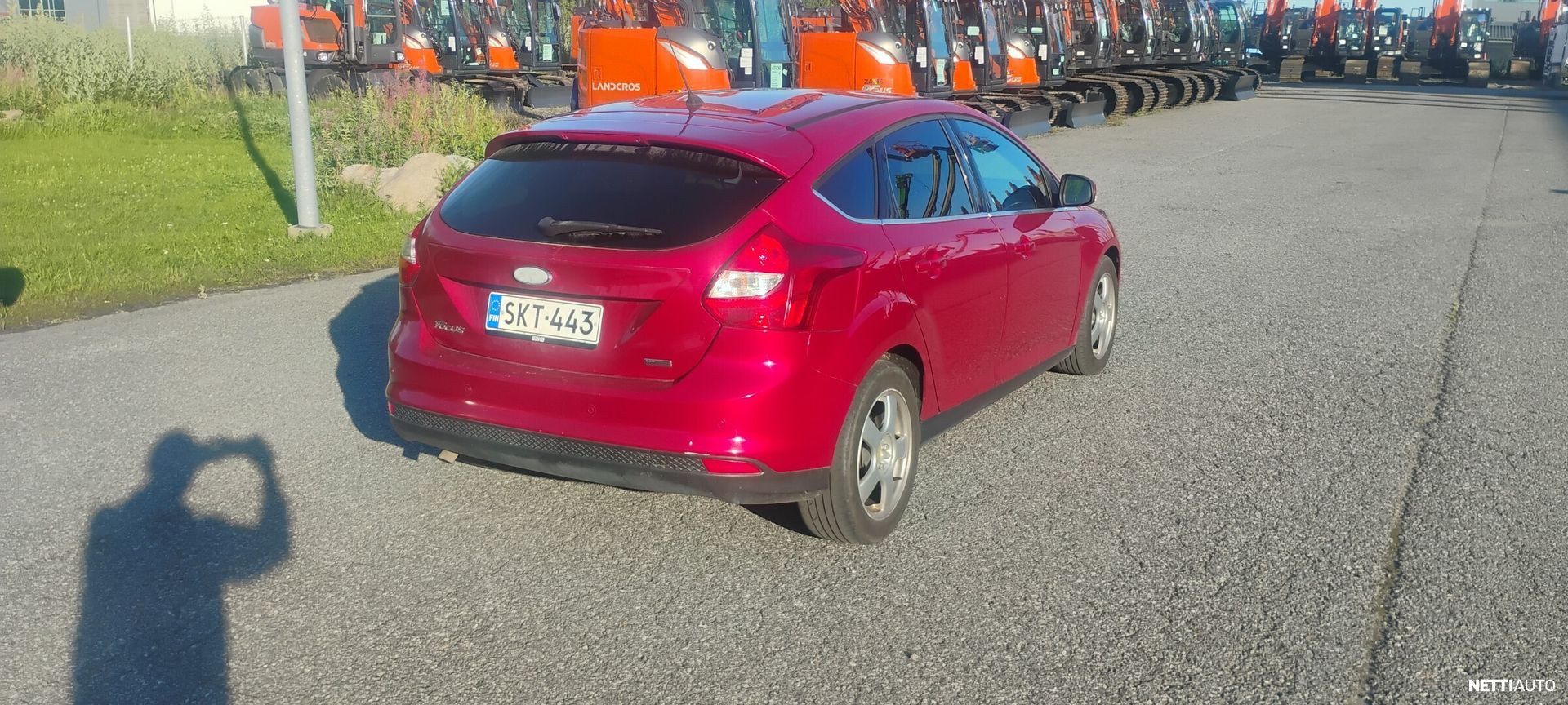 Ford Focus 2012, kuva 5/11