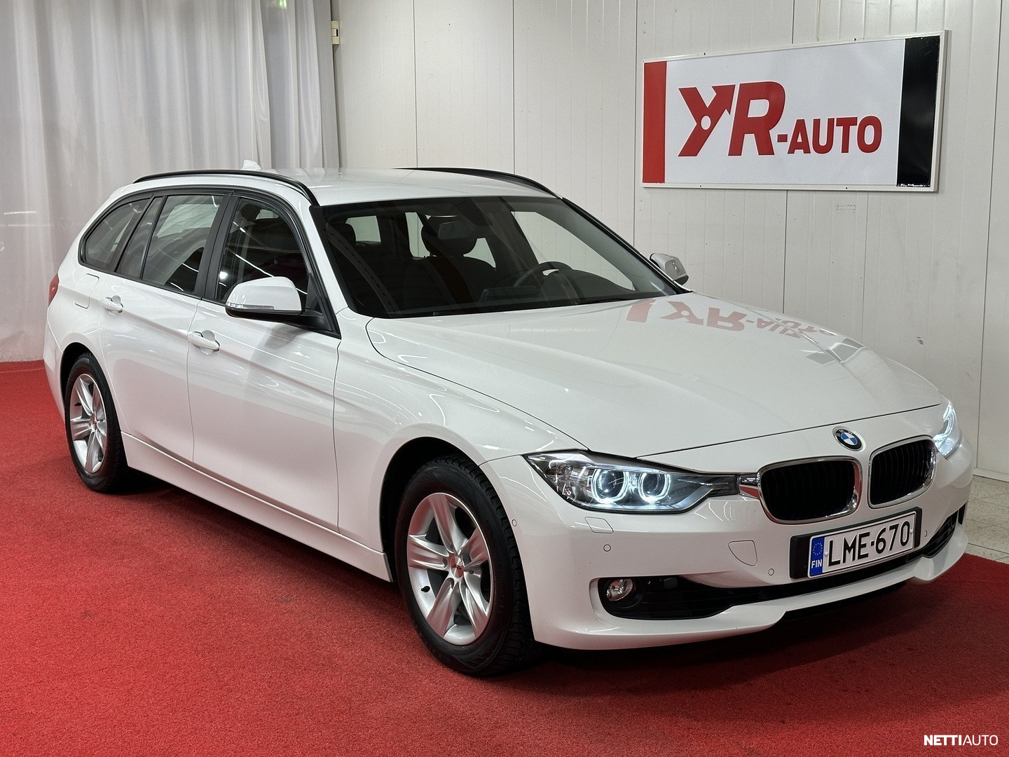 BMW 320