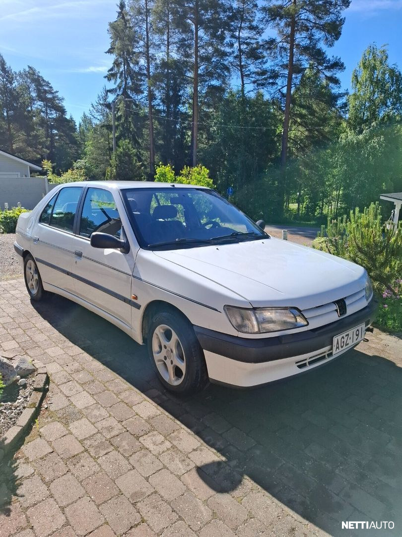 Peugeot 306