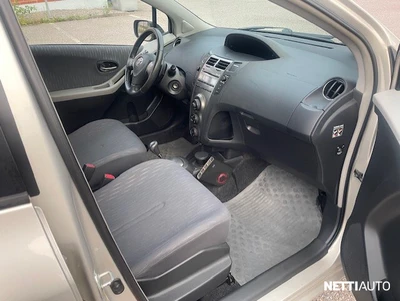 Toyota Yaris 2009, kuva 7/11