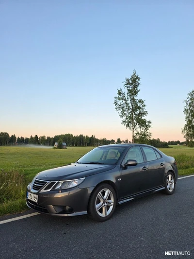 Saab 9-3 2010, photo 1/17