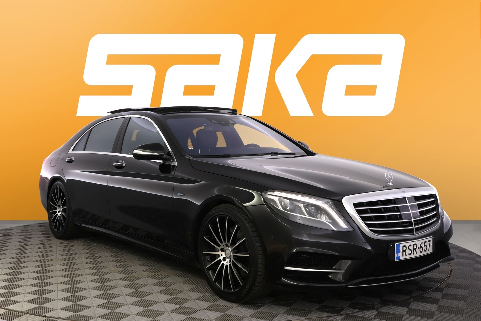 Mercedes-Benz S