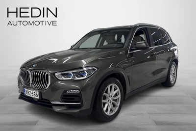 BMW X5 G05 xDrive45e A Charged Edition 2021, kuva 1/46