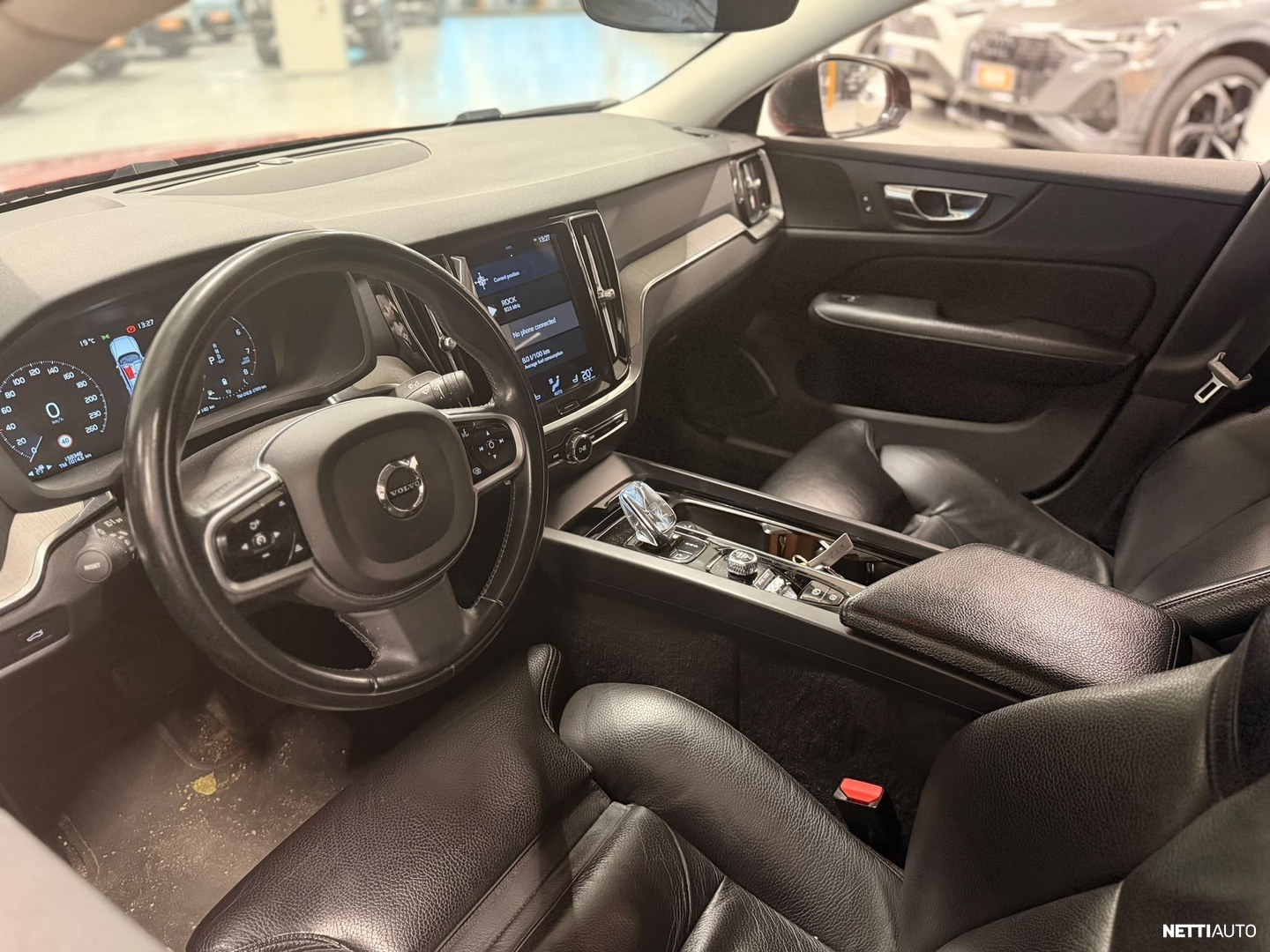 Volvo S60 2021, photo 7/10