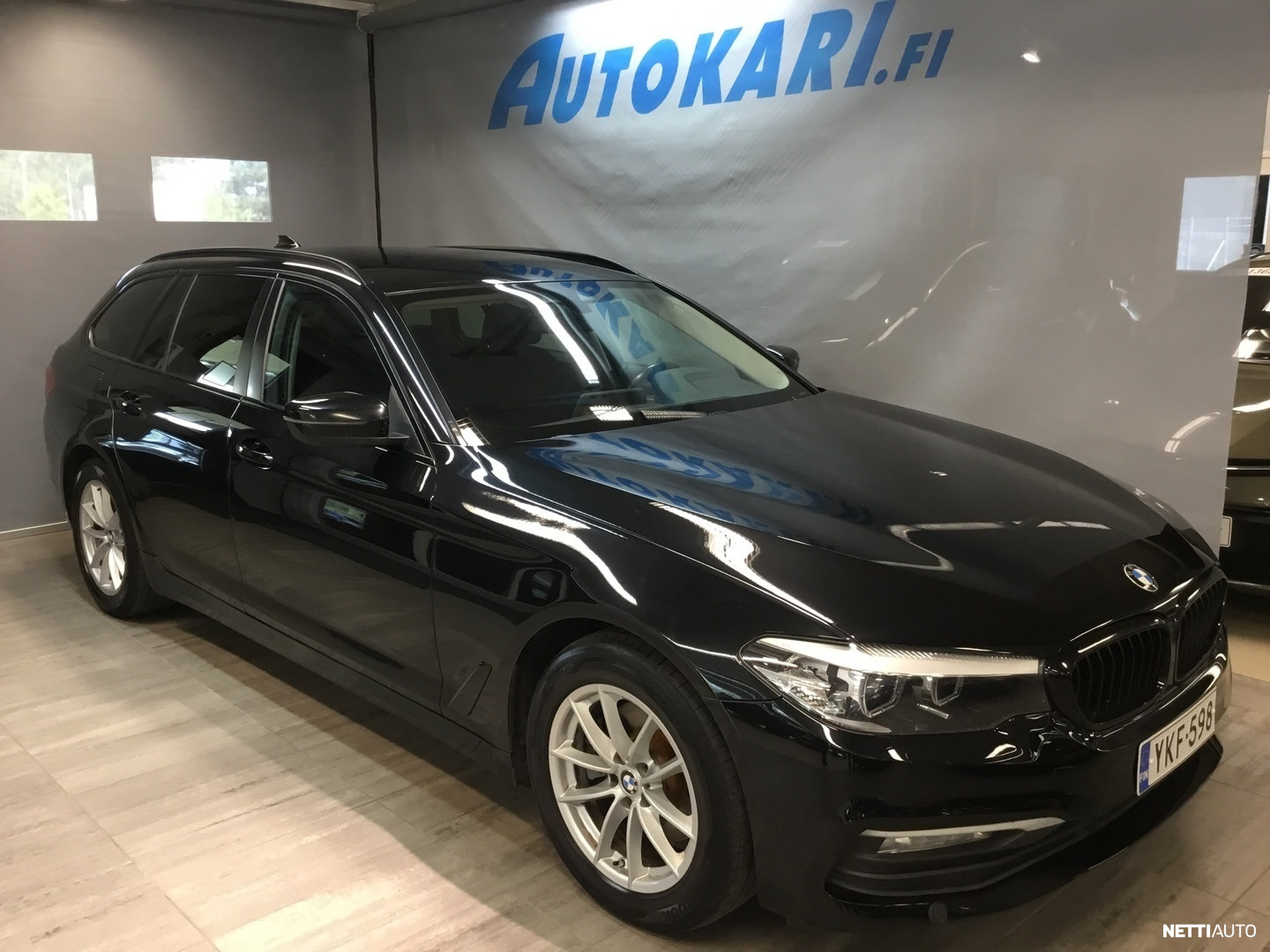 BMW 520