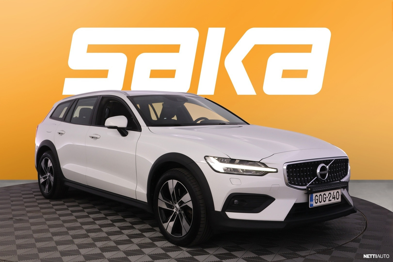 Volvo V60 Cross Country