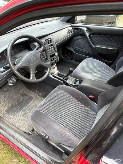 Toyota Carina E 1995, kuva 5/14