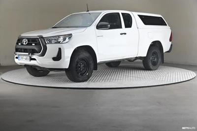 Toyota Hilux Extra Cab 4WD 2,4D Life 2022, photo 1/26